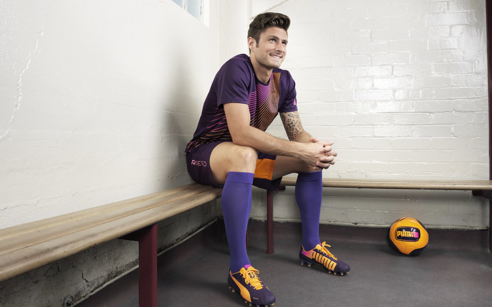 伊朗队教练：我们把沙漠经验带进了雪地，伊朗现任主教练